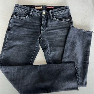 Pilcro jeans size 26 straight leg/ slim with raw edge hem